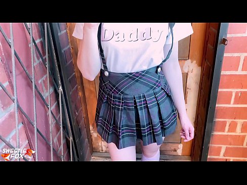 ❤️ Məktəbli qız öz sikini dərindən çəkir və dərslər yerinə sikik edir. ❤️ Porn video bizdə az.dreamlandpassionfever.ru ️❤
