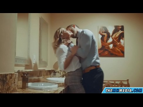 ❤️ Döşlü sarışın sizi ictimai tualetdə aldatdıqda ❤️ Porn video bizdə az.dreamlandpassionfever.ru ️❤